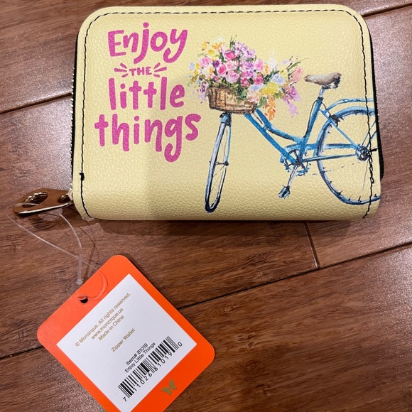 Wallet - Picture 2 of 3